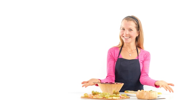 Zadowoleni kucharze w domowej kuchni